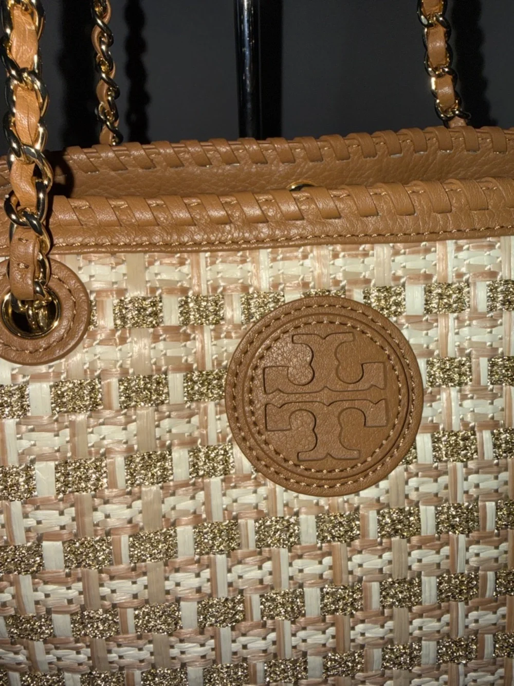 Tory Burch NWOT  tweet Tan and Cream Woven Tote with Chain-Trim Straps - Picture 3 of 17